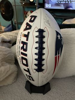 OFFICIAL NEW ENGLAND PATRIOTS FOOTBALL 