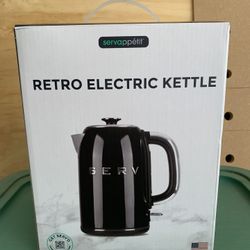New SERV Retro electric Kettle in Black Stainless Steel inside 