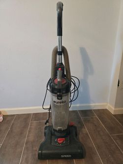 Eureka PowerSpeed Multi-Surface Upright Bagless Vacuum Cleaner