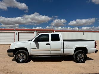 2004 Chevy 2500 HD 2wd 6.0 Gas