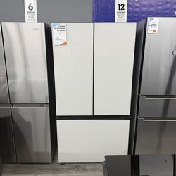 Samsung - Bespoke 30 Cu Ft 3-Door French Door Refrigerator With Autofill Water Pitcher In White Glass