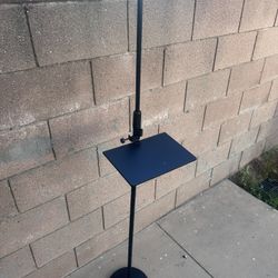 Round-Base Microphone Stand With Quick Release Hand Clutch Bundle With Rockville MTRAY Clamp-On Tray Utility Shelf For Any Mic Stand