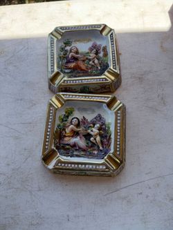 Vintage Capodimonte Style Ceramic Ashtrays - Set of 2