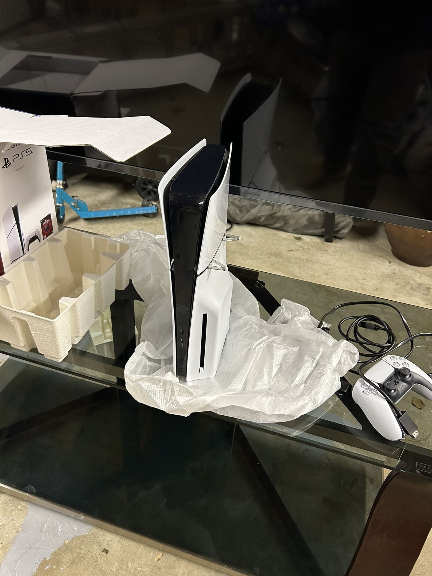 T.V With stand And entertainment system