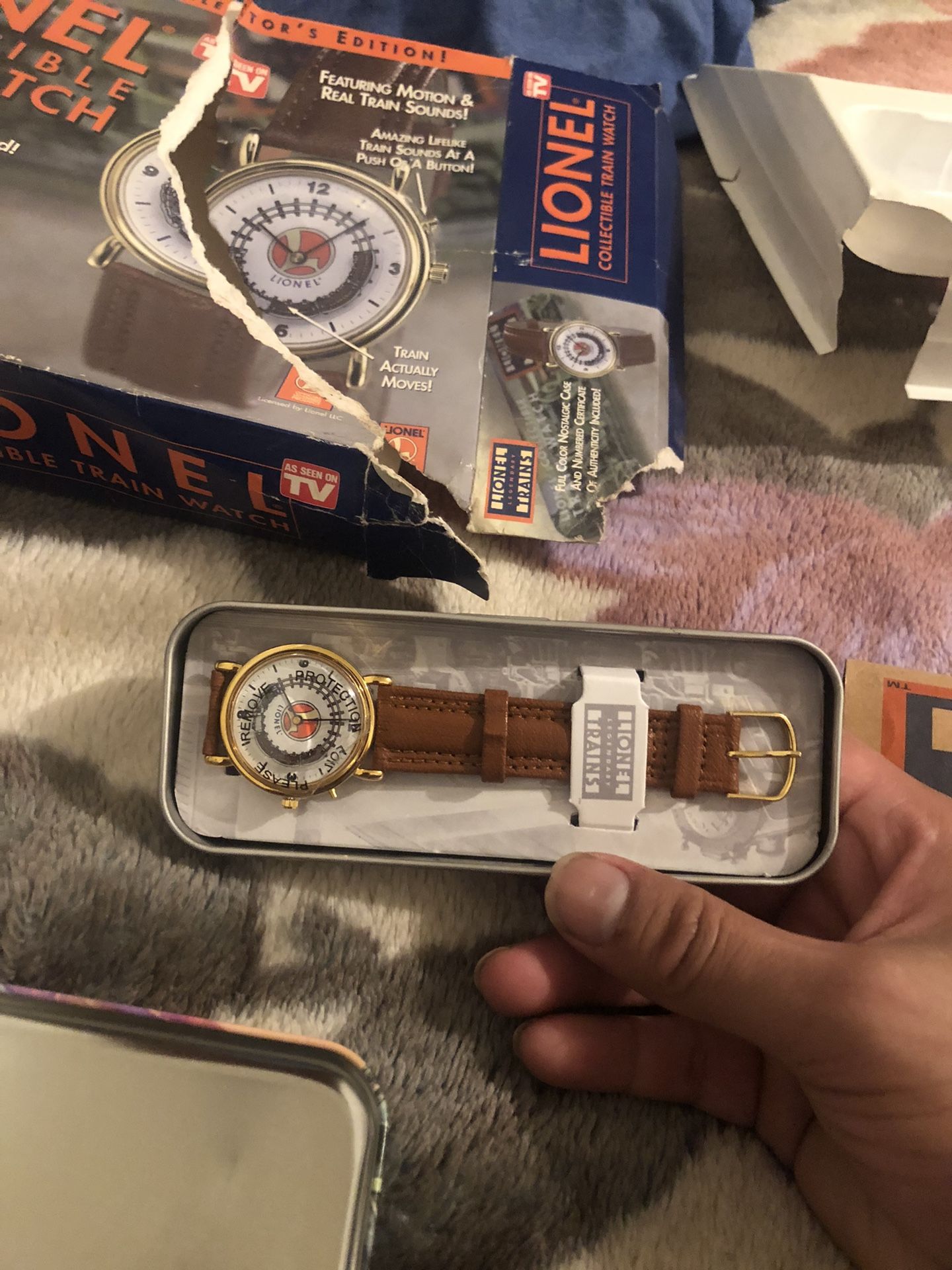 LIONEL COLLECTIBLE TRAIN WATCH