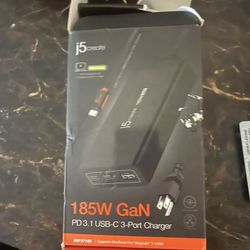 185 W GaN PD3.1 USB Cohort Charger  J5 Create 