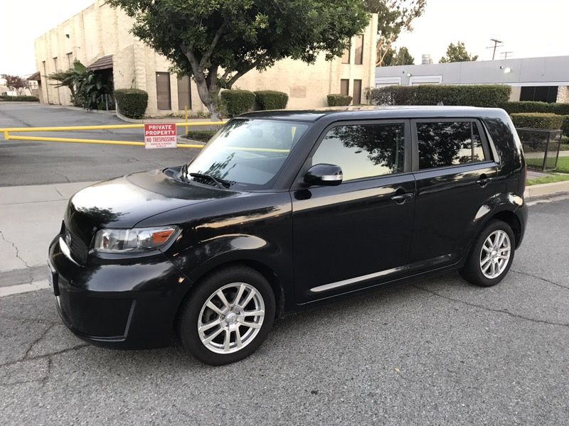 2008 SCION XB! LOW MILES