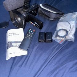 4K Vlogging Camera Bundle w/ Mic, Stabilizer, Remote & 2 Batteries