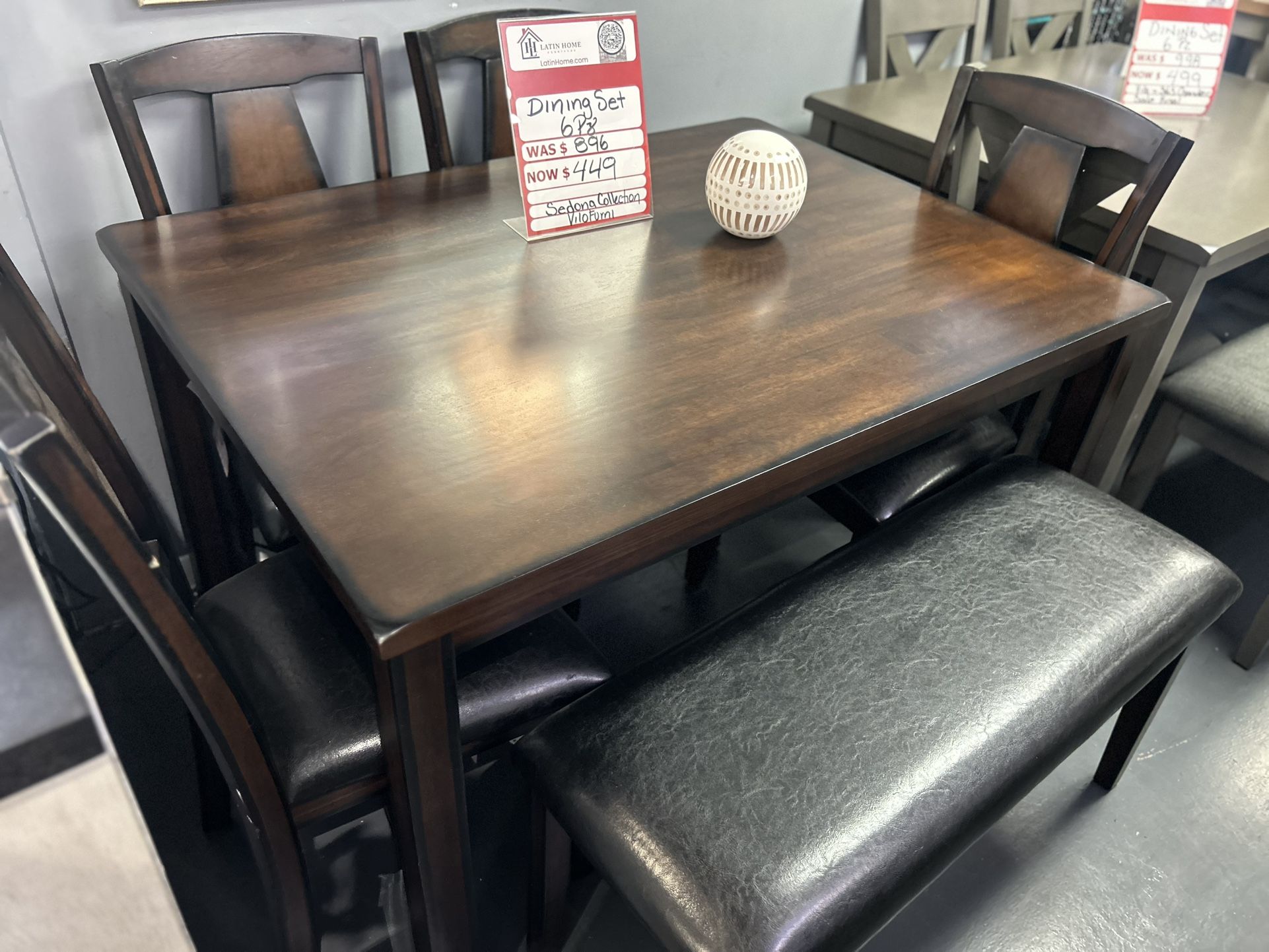 Dining Set.
