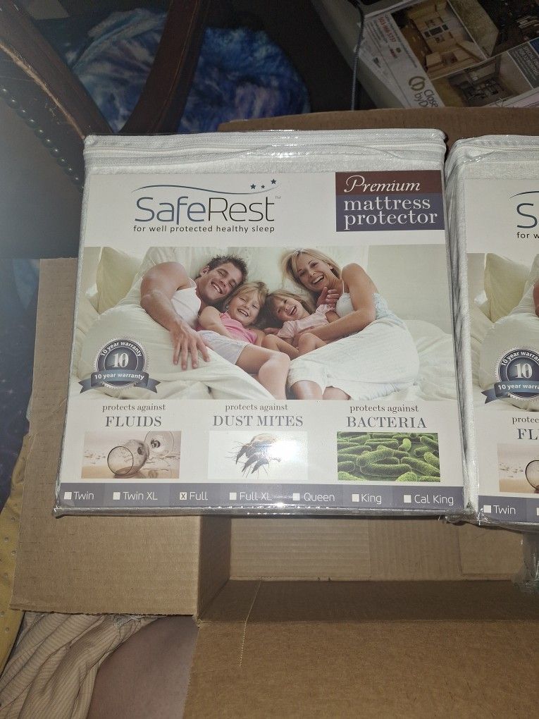 2 Mattress Protector