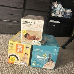Newborn diapers 
