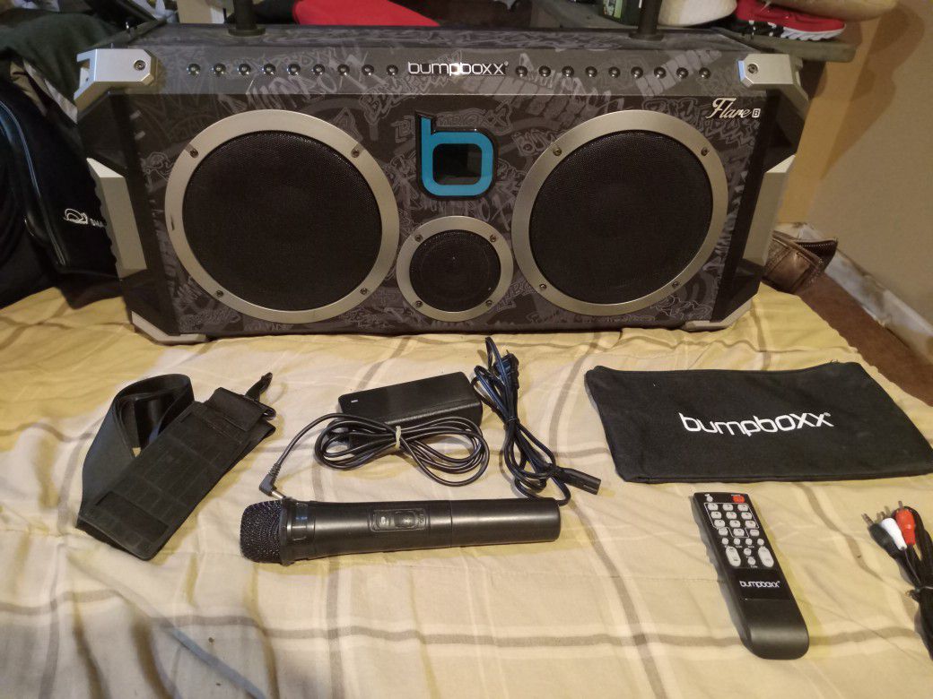 200 Watt Bumpboxx  Bluetooth Speaker 