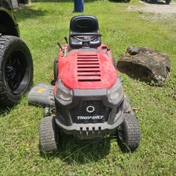 Troy Bilt Riding mower.
