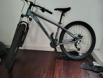 Nishiki Adult Colorado Mountain Bike