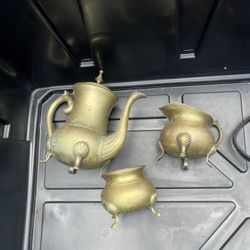 Beautiful Old Tea Set 