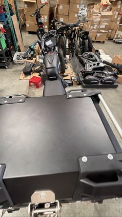 HappyRun G100 Pro Electric Bike - Black - With Rear Rack & Storage Box - 6000W - 50 MPH