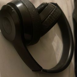 Beats Solo 3 Headphones!!