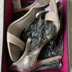 Brand New Vince Camuto