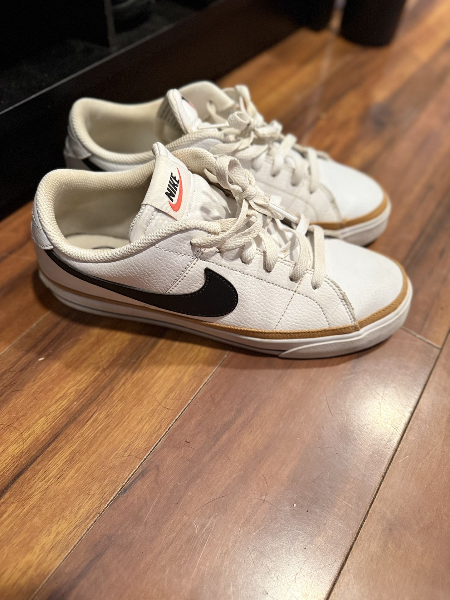 Nike 9.5