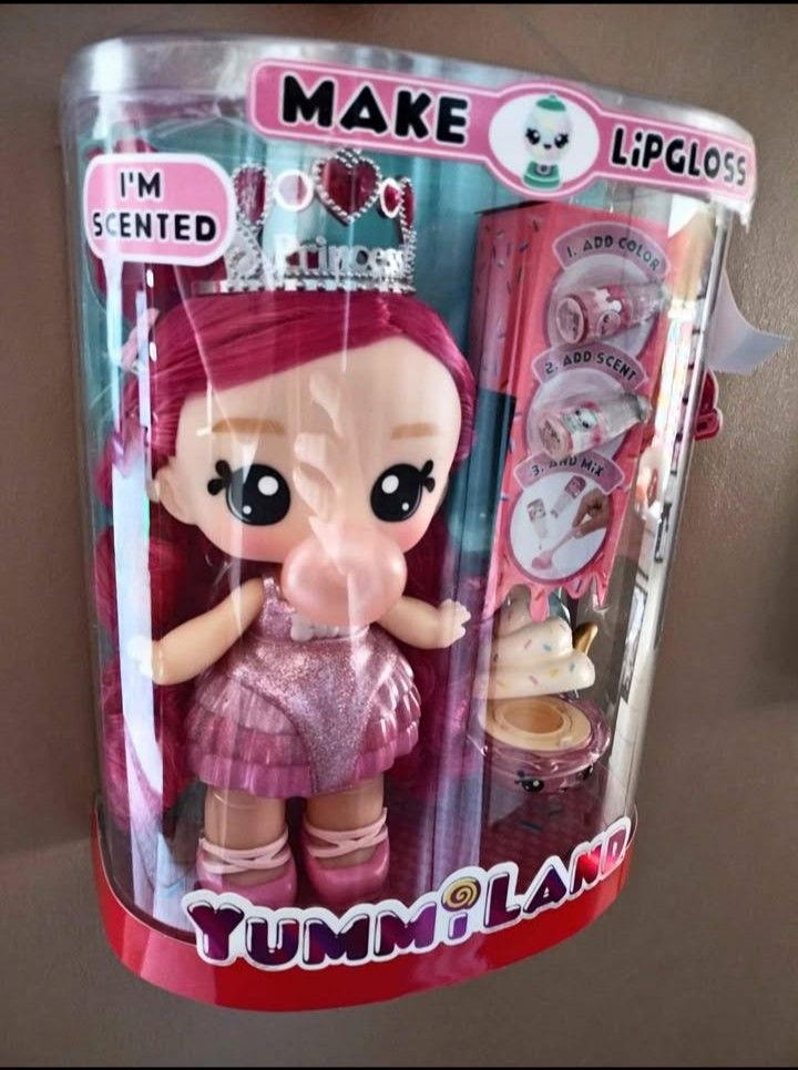 Bianca Bubblegum Yummi Land Large Doll & Lip Gloss