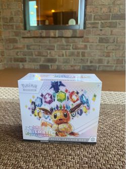 Pokemon Prismatic Evolutions Elite Trainer Box