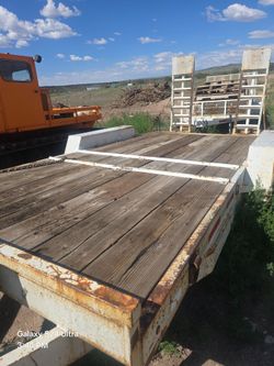 09 drake equipment trailer