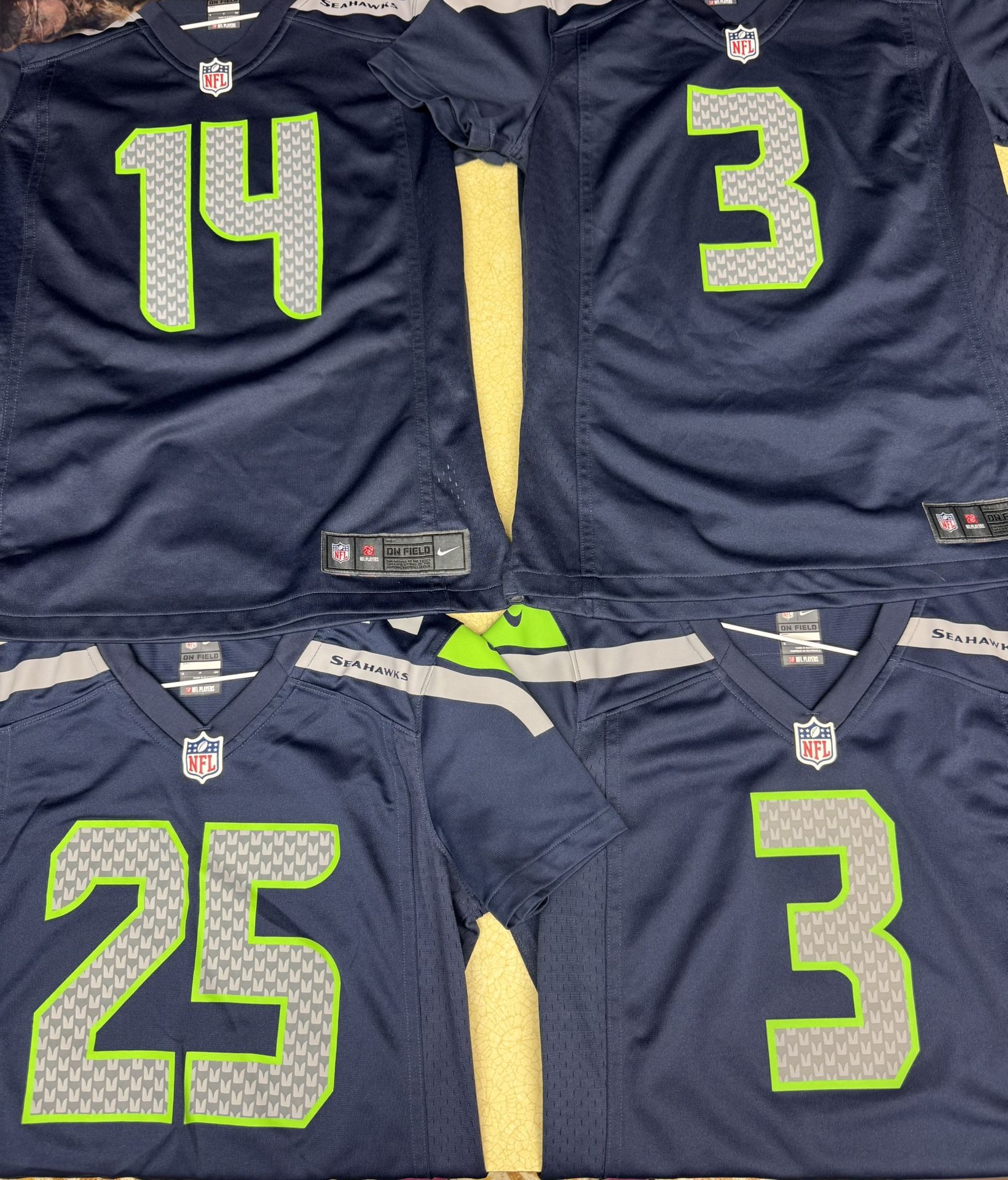 Women’s small Seahawks jerseys