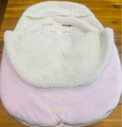 JJ Cole Bundle Me car seat cover and bunting bag