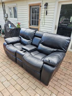 Power Reclaining Loveseat