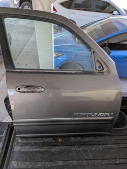 Toyota Tundra Passenger Door
