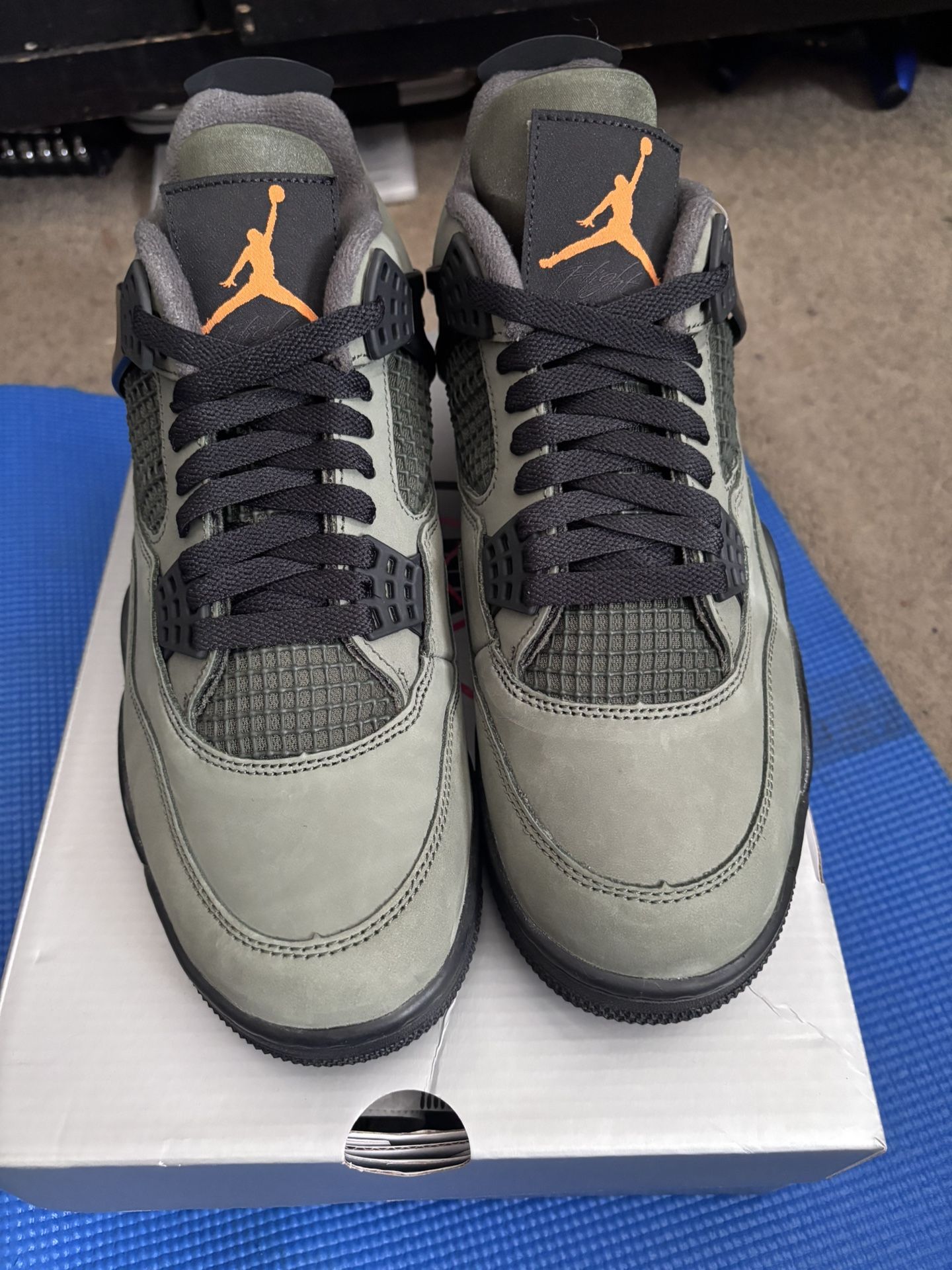 Jordan 4 Undefeated Size 8.5 DS OG All $350
