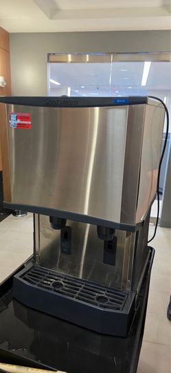 Scatsman Ice maker