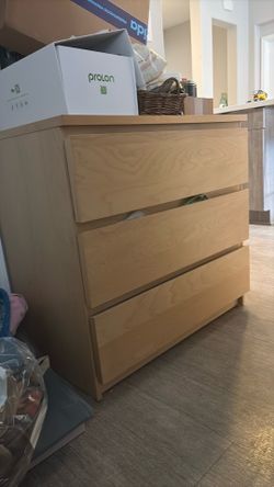 Wooden dresser