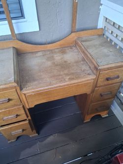 Vintage wooden Vanity/ Desk - 7 Drawers