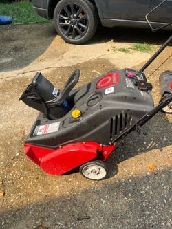 Troy-built Squall 521 snowblower