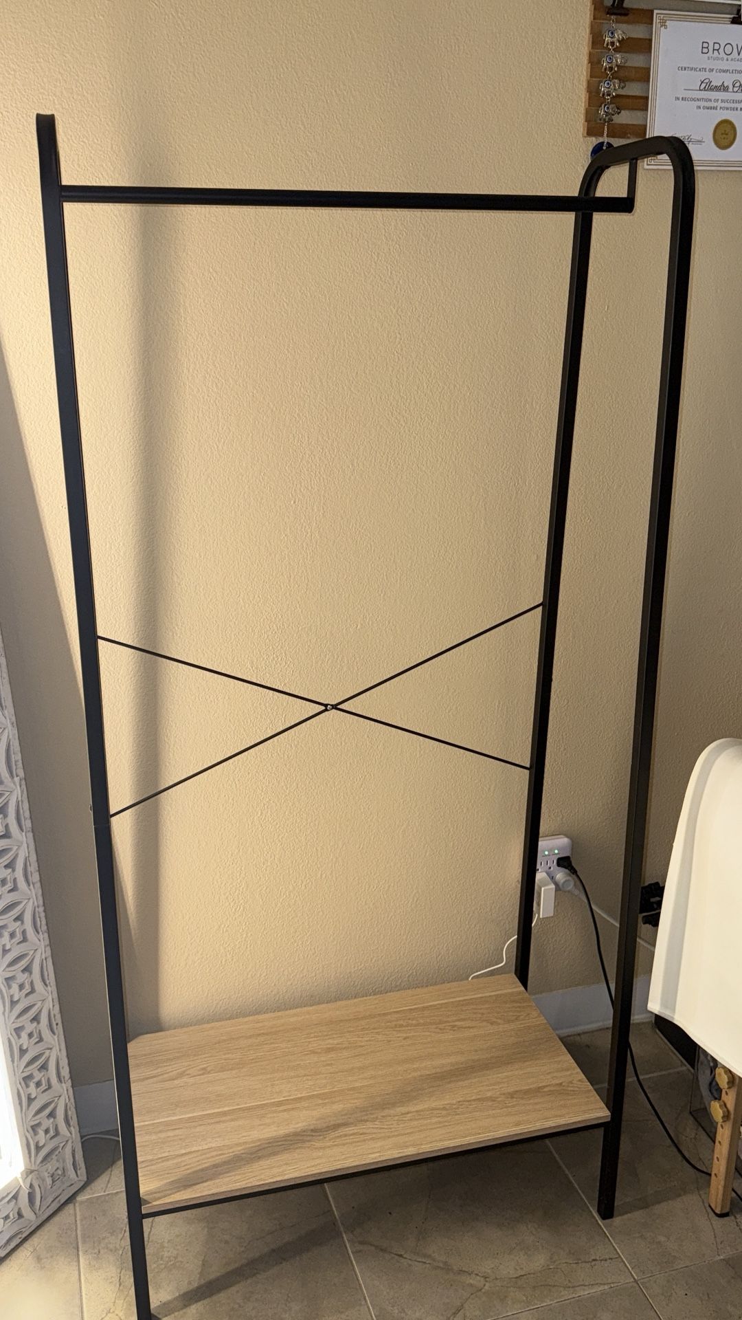 Clothing Rack In Great Conditions