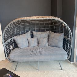 Outdoor/indoor couch