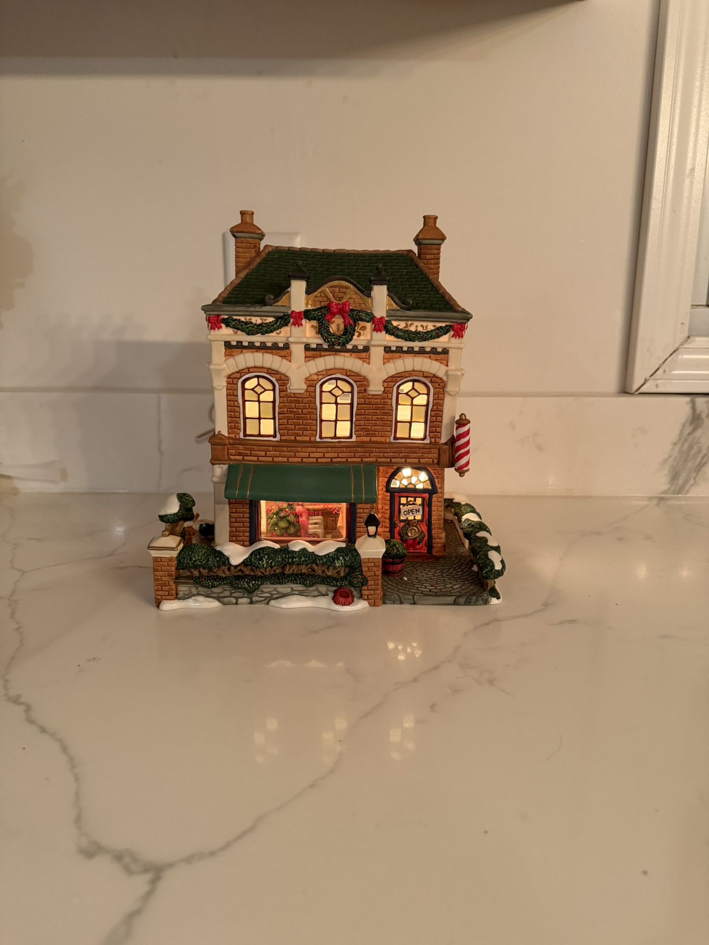 Christmas Village Barber Shop O’Well 2003