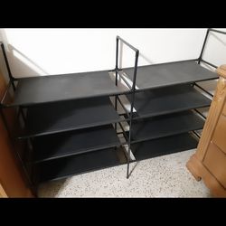 2 zapateras  15.00 cada una