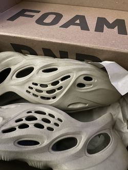 yeezy foam runners
