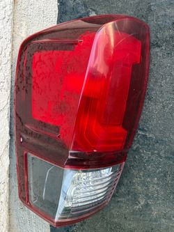 Tacoma taillight 2018