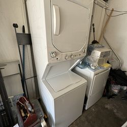 Washer and Dryer Combo (Like New)
