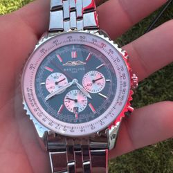 Men’s Watch- Large  Wrist