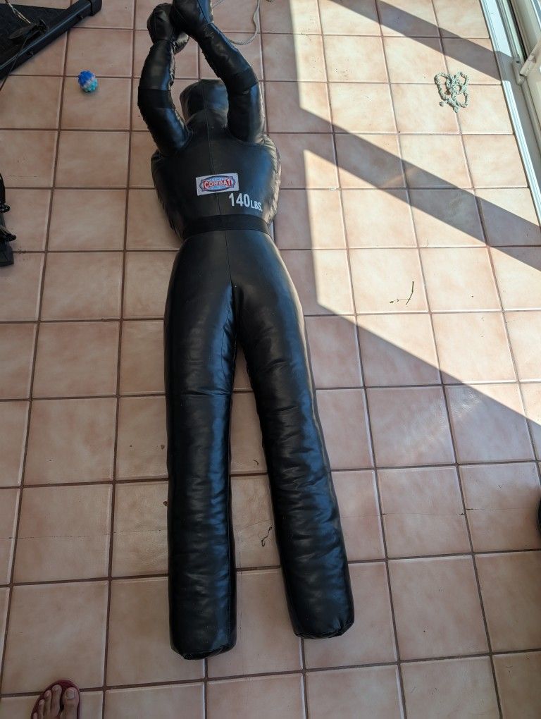 Wrestling Dummy 140lbs