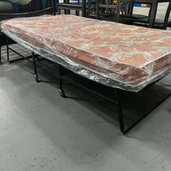 Twin foldable 