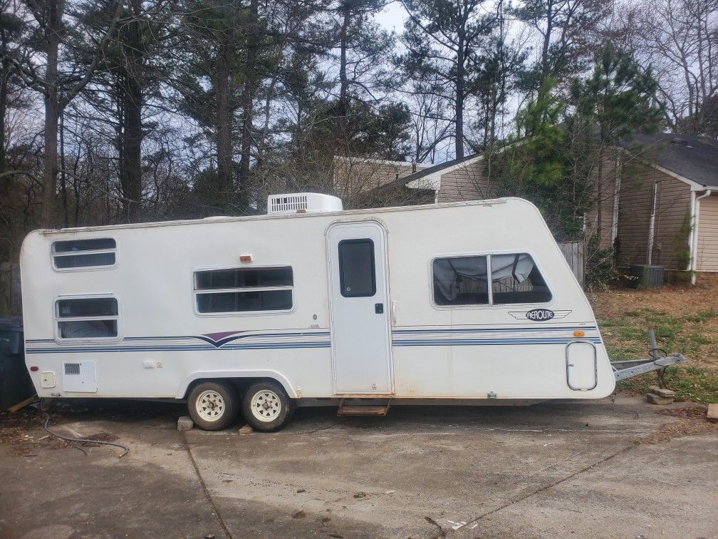 For Sale

25ft Aerolite Camper 