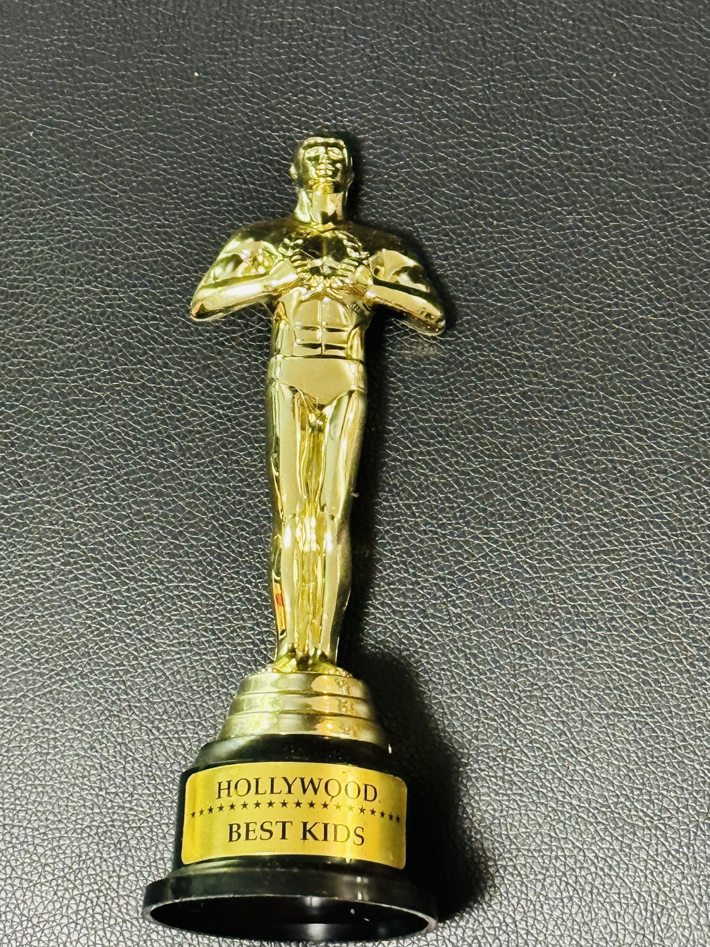 Best Kids Hollywood Trophy Oscar Award Replica 7" Gold Plastic NEW Children sons Graduation Day Graduate Teen HS High School Gift