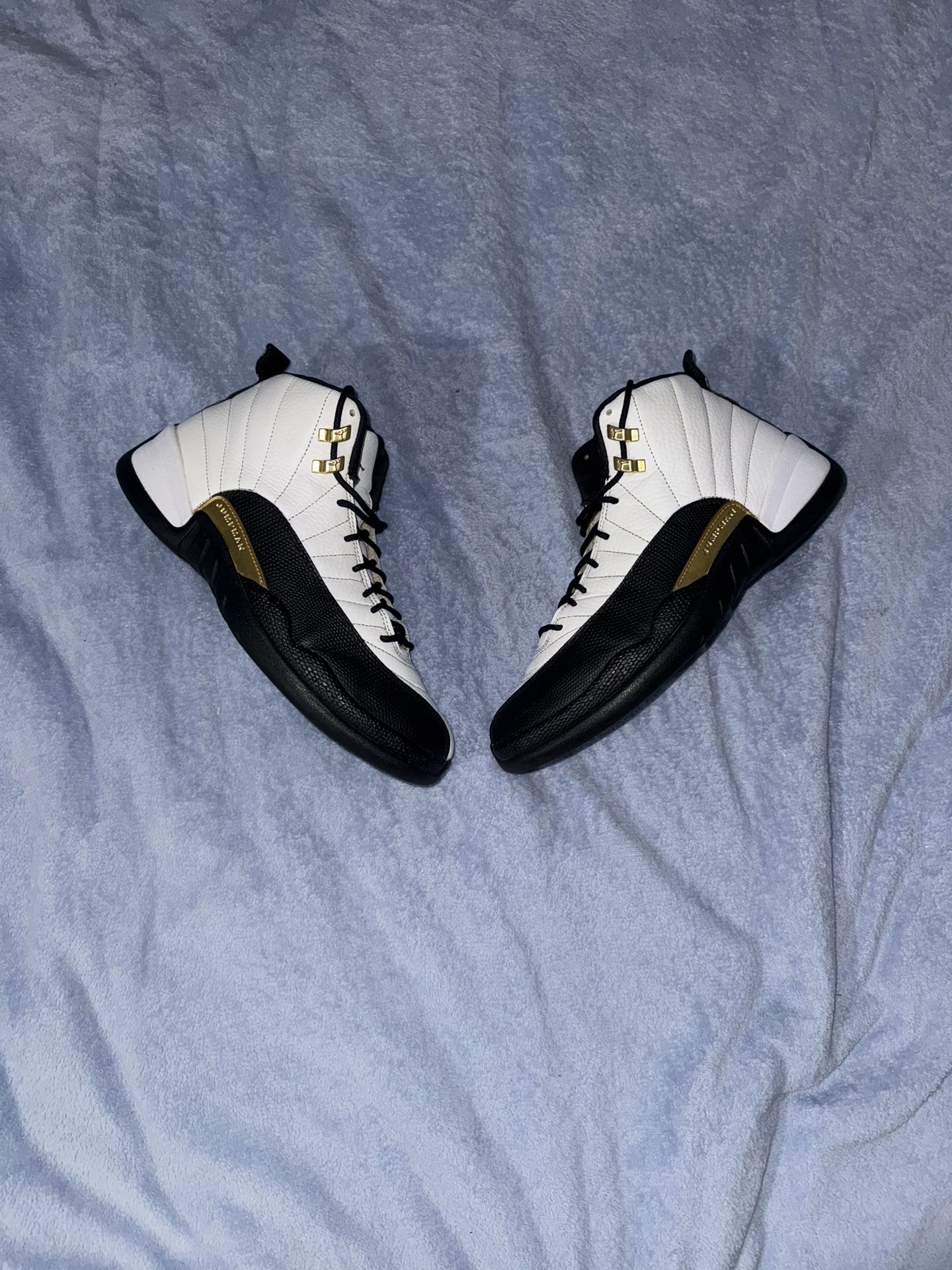 Jordan 12 Royalty Taxis, Size 11