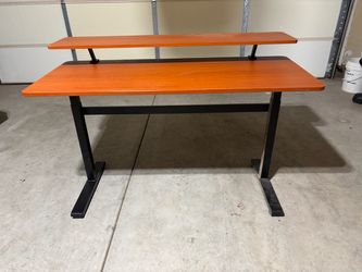 Adjustable Desk