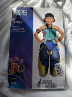 Zoey Costume 